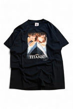 画像をギャラリービューアに読み込む, MADE IN USA 98&#39;S TITANIC MOVIE T-SHIRT YOUTH / BLACK [SIZE: XL USED]
