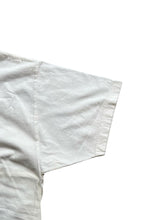 画像をギャラリービューアに読み込む, MADE IN USA 90-Y2K EARLY 00&#39;S LOGO PRINT T-SHIRT / WHITE [SIZE: M USED]
