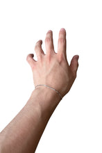 画像をギャラリービューアに読み込む, 925 SILVER FIGARO CHAIN BRACELET / SILVER [SIZE: ONE SIZE USED]
