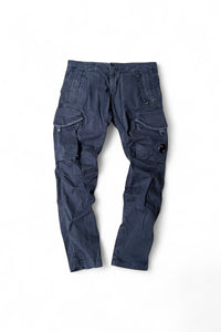 ERGONOMIC FIT CARGO PANTS / NAVY [SIZE: 48 USED]