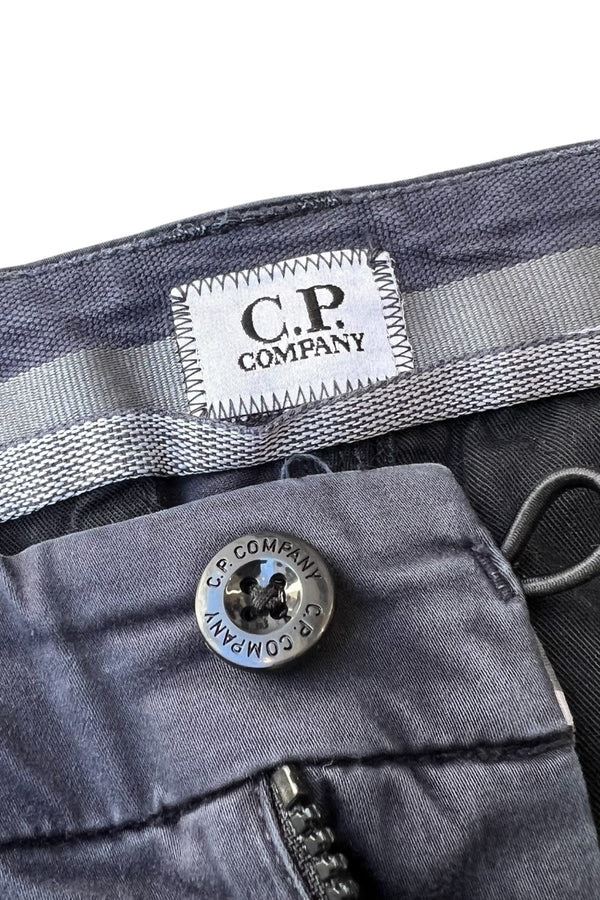 ERGONOMIC FIT CARGO PANTS / NAVY [SIZE: 48 USED]