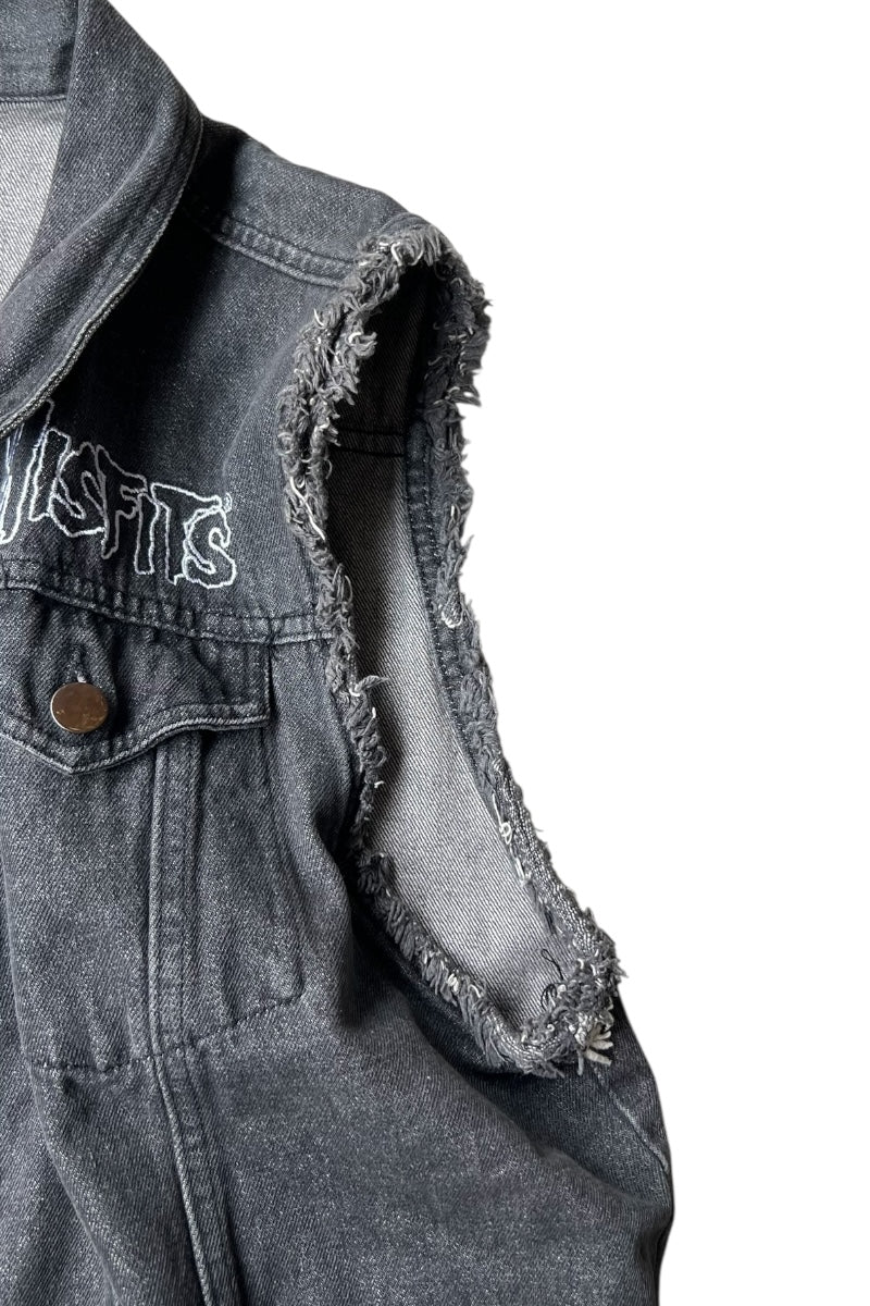 13'S SLEEVELESS DENIM JACKET / BLACK [SIZE: XL USED]