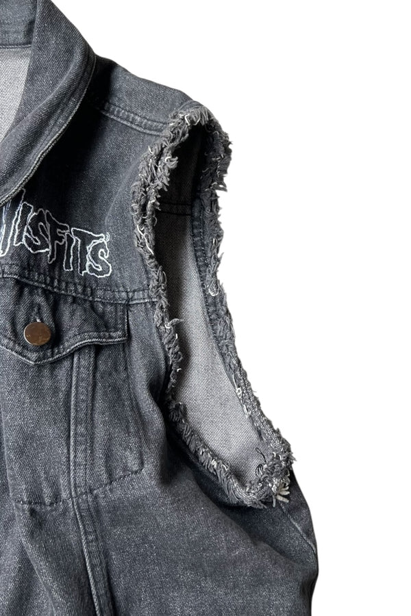 13'S SLEEVELESS DENIM JACKET / BLACK [SIZE: XL USED]