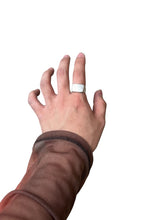 画像をギャラリービューアに読み込む, 925 SILVER SIGNET RING / SILVER  [SIZE: 18号 USED]
