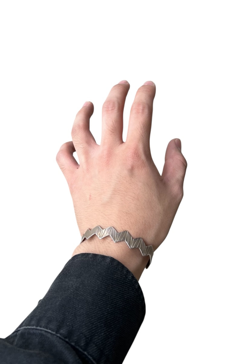 925 SILVER BANGLE / SILVER [SIZE: ONE SIZE, USED]