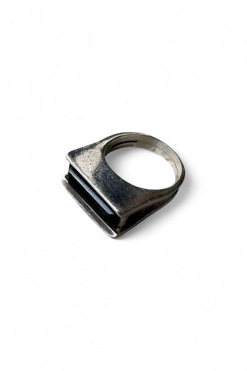 MADE IN MEXICO 925 SILVER RING W/ONYX / SILVER [SIZE: JP 21 USED]