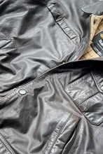 画像をギャラリービューアに読み込む, Y2K 02&#39;S BUSHMAN LEATHER JACKET / BLACK [SIZE: M USED]
