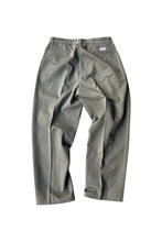画像をギャラリービューアに読み込む, MADE IN MEXICO 90&#39;S TUCK CHINO PANTS / OLIVE [SIZE: 32 USED]
