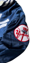 画像をギャラリービューアに読み込む, MADE IN USA 80&#39;S NY YANKEES NYLON JACKET / NAVY [SIZE: M USED]
