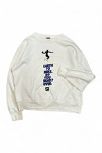 画像をギャラリービューアに読み込む, MADE IN USA 90&#39;S EARTH TO MIKE SWEATSHIRT / WHITE [SIZE: M USED]
