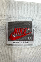 画像をギャラリービューアに読み込む, MADE IN USA 90&#39;S EARTH TO MIKE SWEATSHIRT / WHITE [SIZE: M USED]
