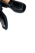 画像をギャラリービューアに読み込む, LEATHER LOAFERS / BLACK [SIZE: 40 (26cm相当) USED]
