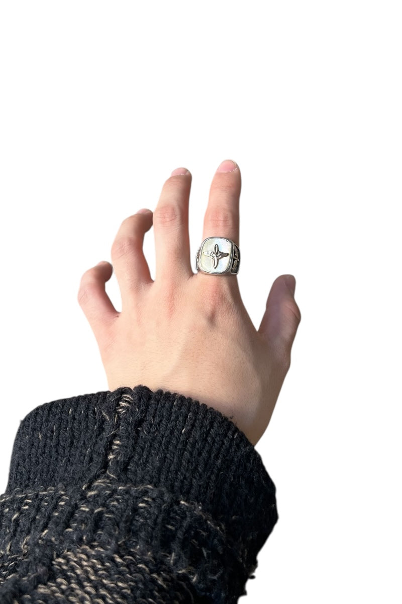 STERLING SILVER RING WITH 12K GOLD FILLED & PEARL / SILVER [SIZE: US 9.5 Equivalent USED]