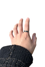 画像をギャラリービューアに読み込む, 925 SILVER RING W/ONYX / SILVER  [SIZE: 16号相当 USED]
