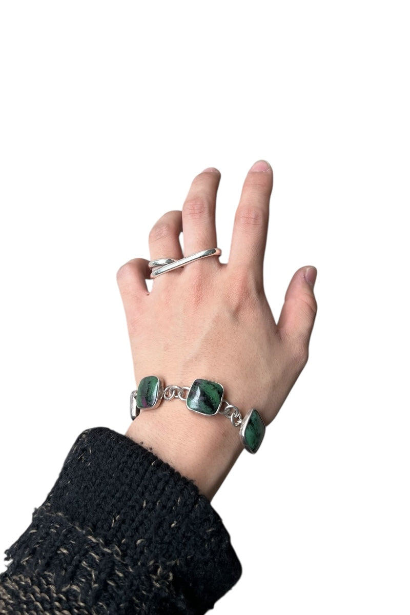 925 SILVER BRACELET T-BAR W/GREEN STONE / SILVER [SIZE: ONE SIZE USED]