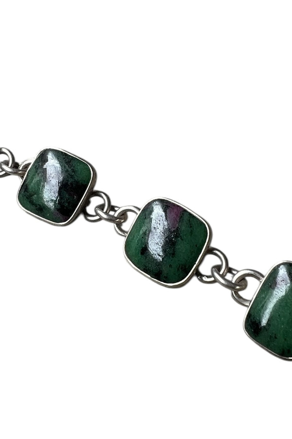 925 SILVER BRACELET T-BAR W/GREEN STONE / SILVER [SIZE: ONE SIZE USED]