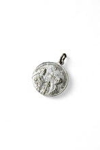 画像をギャラリービューアに読み込む, 925 SILVER COIN PENDANT TOP / SILVER [SIZE: ONE SIZE USED]
