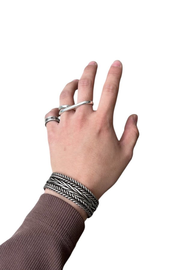 925 STERLING SILVER BANGLE / SILVER [SIZE: ONE SIZE]