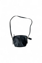画像をギャラリービューアに読み込む, MADE IN USA 90&#39;S LEATHER SMALL BAG / BLACK [SIZE: ONE SIZE USED]
