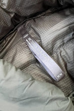 画像をギャラリービューアに読み込む, CONDUIT AR DOWN JACKET 850FILL / KHAKI [SIZE: M DEADSTOCK/NOS]
