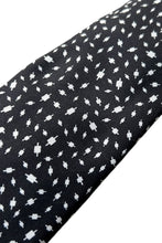 画像をギャラリービューアに読み込む, MADE IN ITALY SILK NECKTIE / BLACK [SIZE: ONE SIZE USED]
