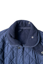 画像をギャラリービューアに読み込む, MADE IN ENGLAND Y2K EARLY 00&#39;S POLAR QUILTS QUILTING JACKET  / NAVY [SIZE: L USED]
