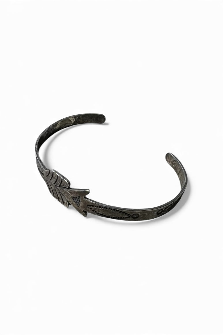 NAVAJO VINTAGE SILVER BANGLE / SILVER [SIZE: ONE SIZE USED]