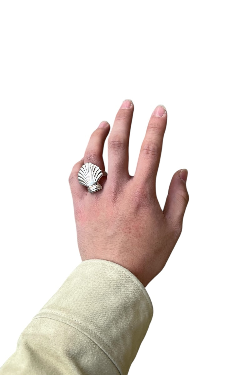 925 SILVER SHELL RING / SILVER [SIZE: Equivalent to 15 USED]