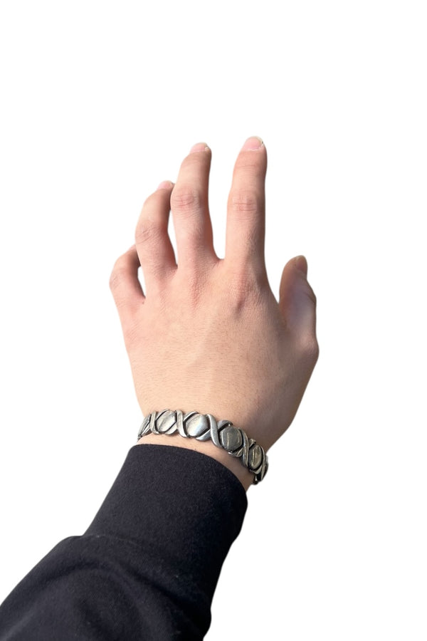 MADE IN ITALY 925 SILVER XO BRACELET / SILVER [SIZE: ONE SIZE USED]