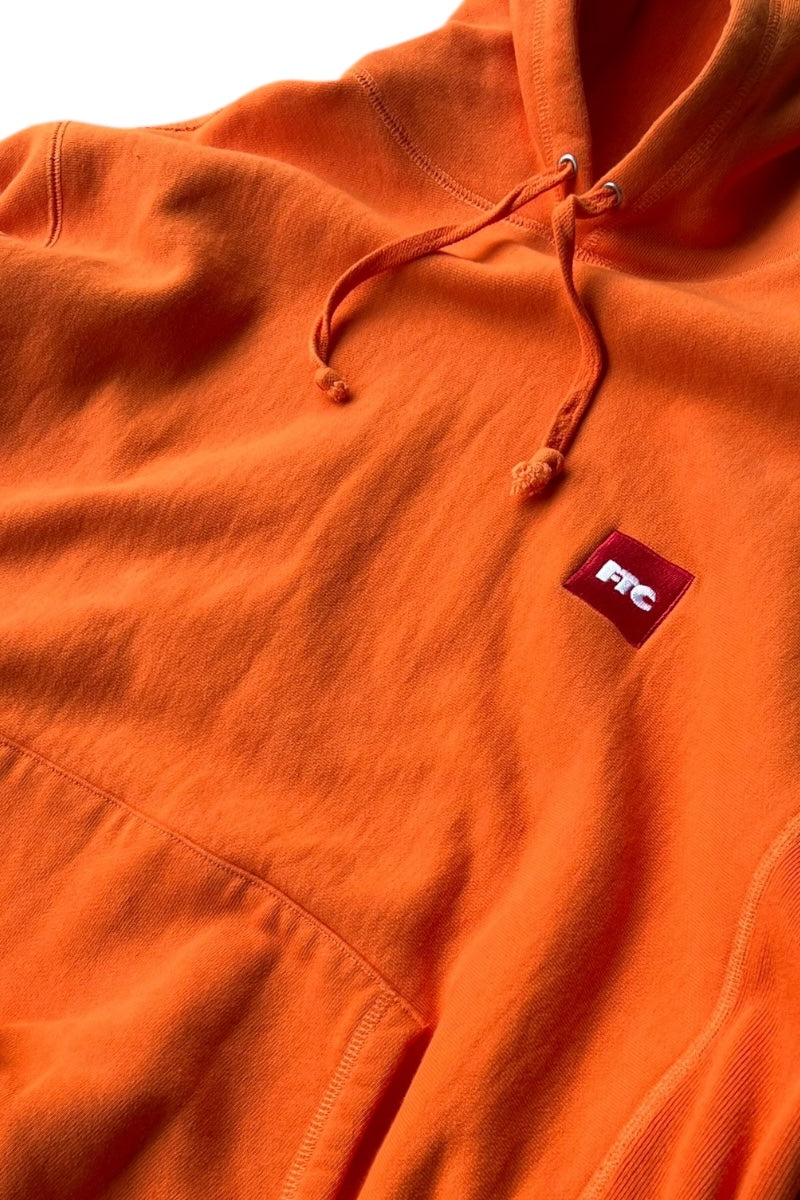 LOGO ONE POINT SWEAT HOODIE / ORANGE [SIZE: L USED]