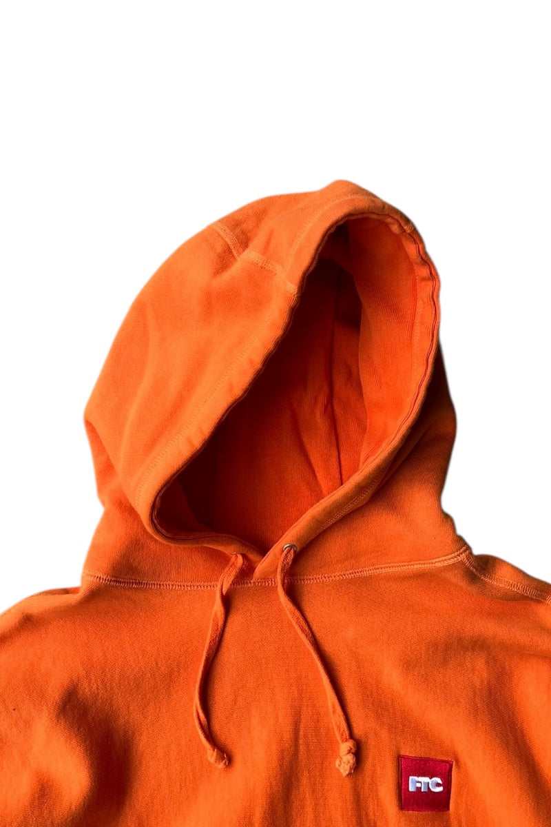 LOGO ONE POINT SWEAT HOODIE / ORANGE [SIZE: L USED]