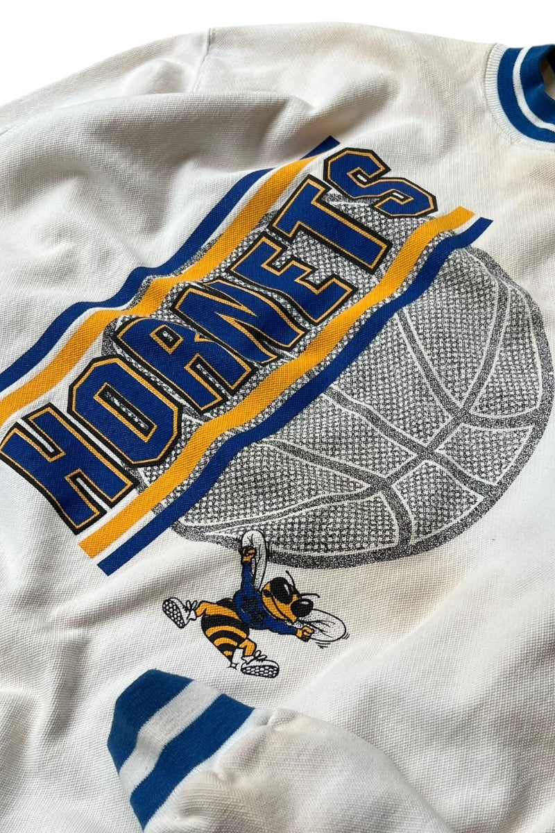 MADE IN USA 90'S NBA CHARLOTTE HORNETS SWEATSHIRT / WHITE [SIZE: L USED]