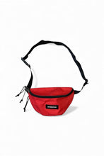 画像をギャラリービューアに読み込む, NYLON SHOULDER POUCH BAG / RED [SIZE: ONE SIZE USED]
