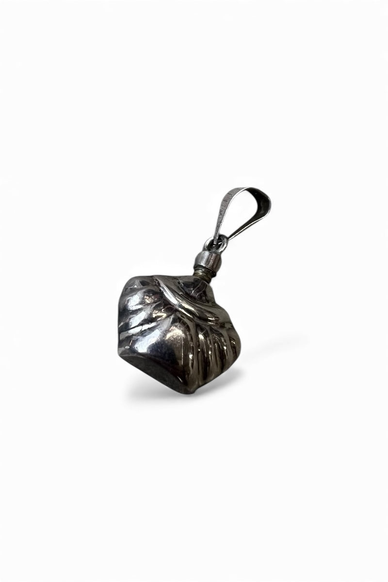 925 SILVER PERFUME BOTTLE NECKLACE TOP / SILVER [SIZE: ONE SIZE USED]