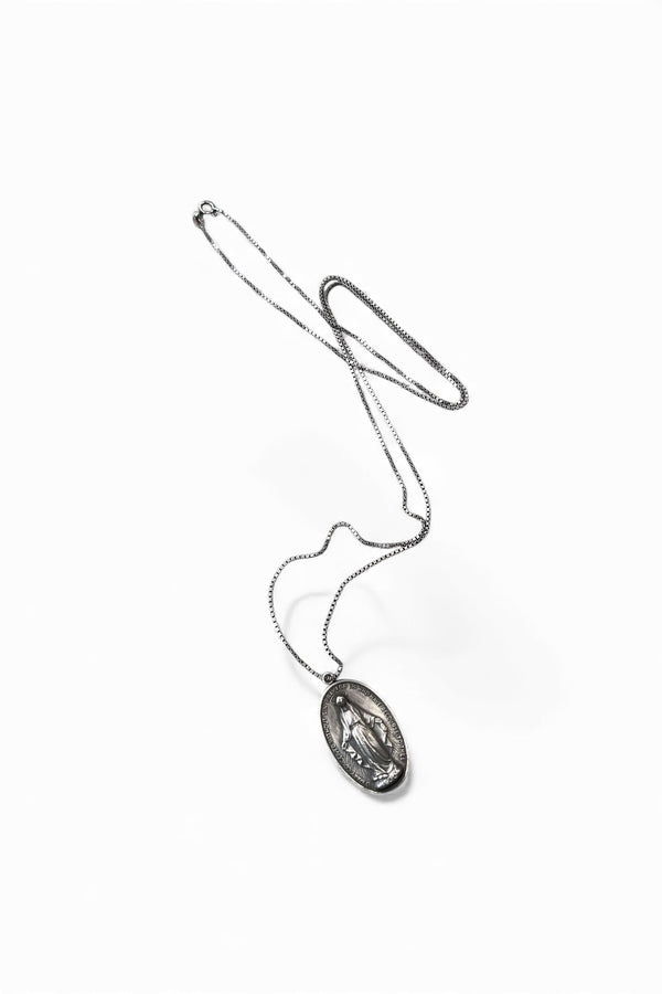 925 SILVER MARIA PENDANT NECKLACE / SILVER [SIZE: ONE SIZE USED]