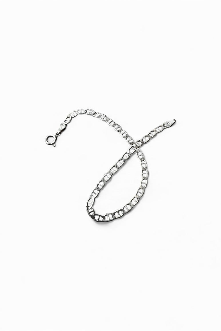 MADE IN ITALY 925 SILVER FIGARO CHAIN BRACELET / SILVER [SIZE: ONE SIZE USED]