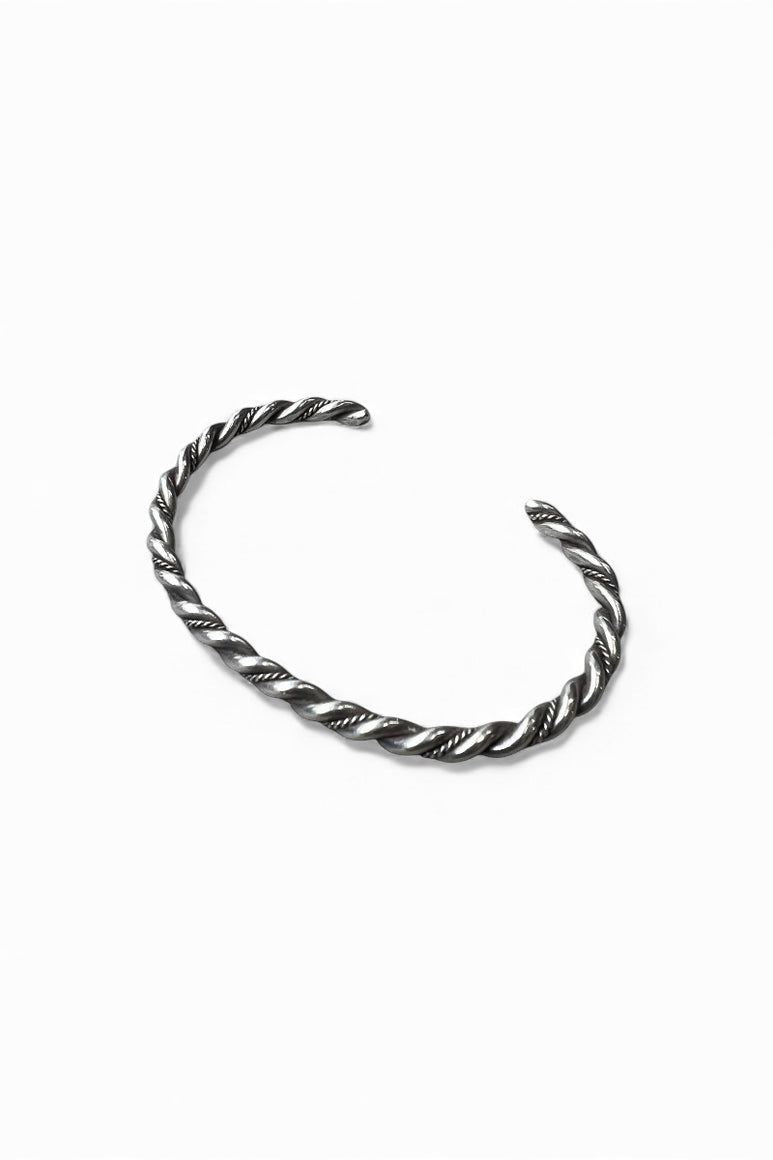 SILVER BANGLE / SILVER [SIZE: ONE SIZE USED]