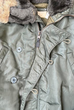 画像をギャラリービューアに読み込む, 60'S N-3B FLIGHT JACKET SAGE GREEN 米軍実物 / OLIVE [SIZE: M USED]
