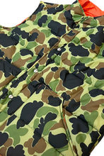 画像をギャラリービューアに読み込む, MADE IN USA 70-80'S DUCKHUNT CAMO NYLON PUFF REVERSIBLE VEST / CAMO [SIZE: L USED]
