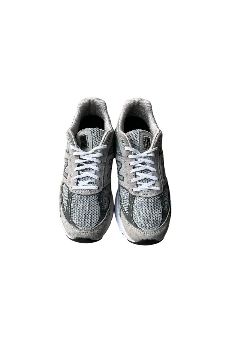 MADE IN USA 990V5 / GRAY [SIZE: US8.5 (equivalent to 26.5cm) USED]