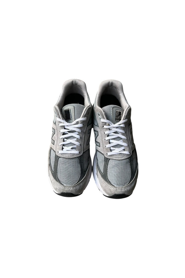 MADE IN USA 990V5 / GRAY [SIZE: US8.5 (equivalent to 26.5cm) USED]