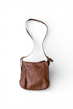 画像をギャラリービューアに読み込む, MADE IN USA 90'S LEATHER BAG / BROWN [SIZE: ONE SIZE USED]
