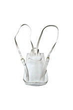 画像をギャラリービューアに読み込む, MADE IN USA 90'S LEATHER SMALL BACKPACK / WHITE [SIZE: ONE SIZE USED]
