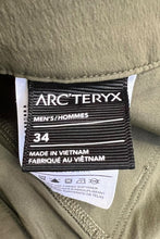画像をギャラリービューアに読み込む, LEFROY PANTS / KHAKI [SIZE: 34 USED]
