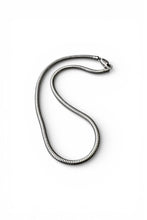 画像をギャラリービューアに読み込む, 925 SILVER SNAKE CHAIN NECKLACE / SILVER [SIZE: ONE SIZE USED]
