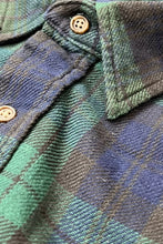 画像をギャラリービューアに読み込む, MADE IN CANADA 88-90'S L/S BLACK WATCH CHECK SHIRT / GREEN [SIZE: M DEADSTOCK/NOS]
