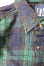 画像をギャラリービューアに読み込む, MADE IN CANADA 88-90'S L/S BLACK WATCH CHECK SHIRT / GREEN [SIZE: M DEADSTOCK/NOS]
