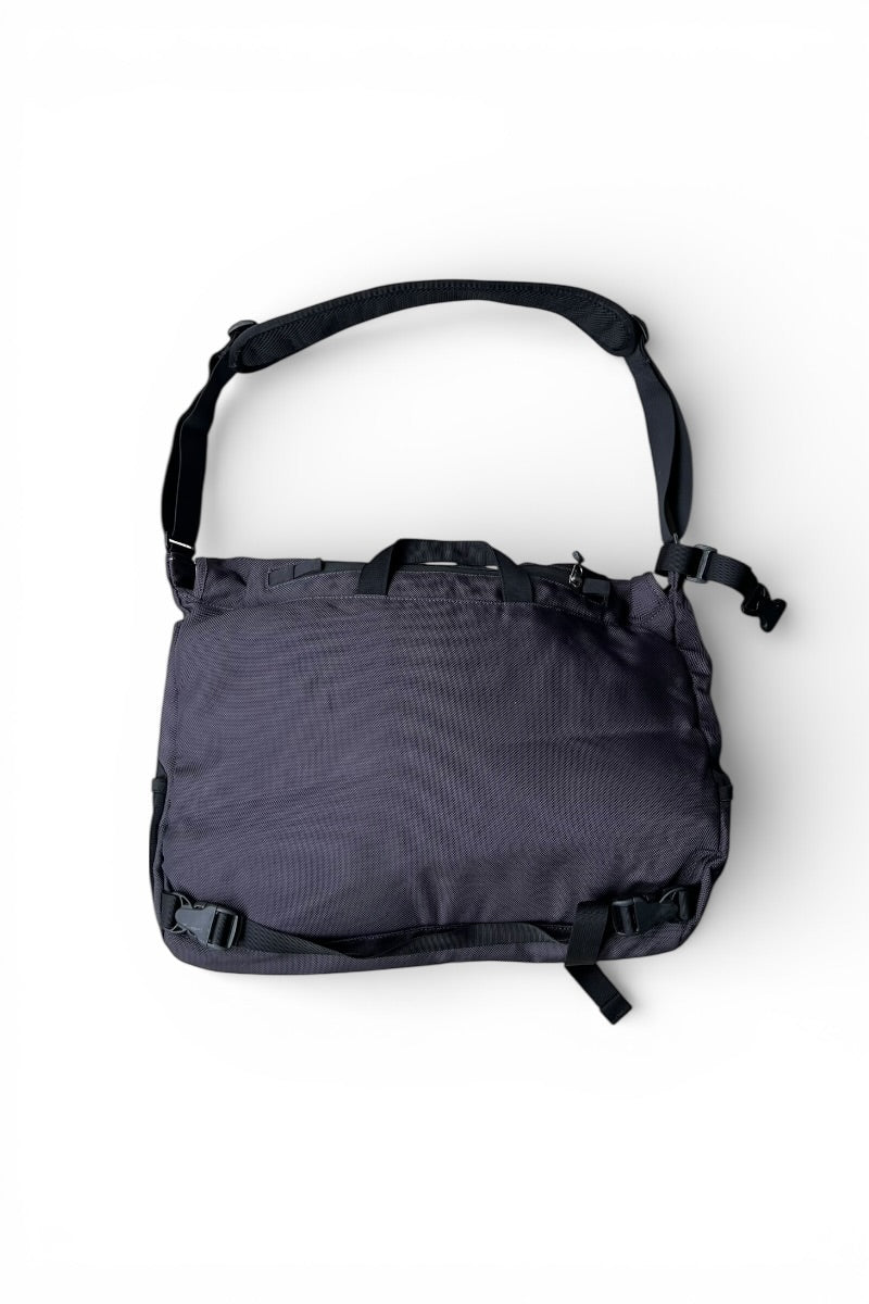 Y2K 07'S MESSENGER BAG / CHARCOAL [SIZE: ONE SIZE USED]
