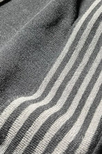 画像をギャラリービューアに読み込む, MADE IN JAPAN 80'S WOOL KNIT CARDIGAN / BLACK [SIZE: M USED]
