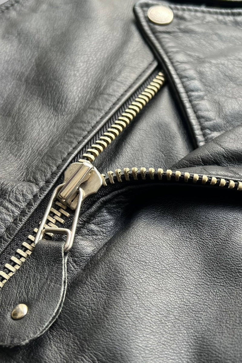 90'S LEATHER VEST / BLACK [SIZE: S USED]